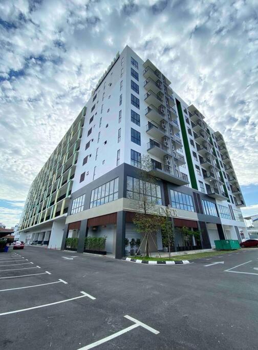 Armadale 3r3b Gala Airport Apartment Kuching